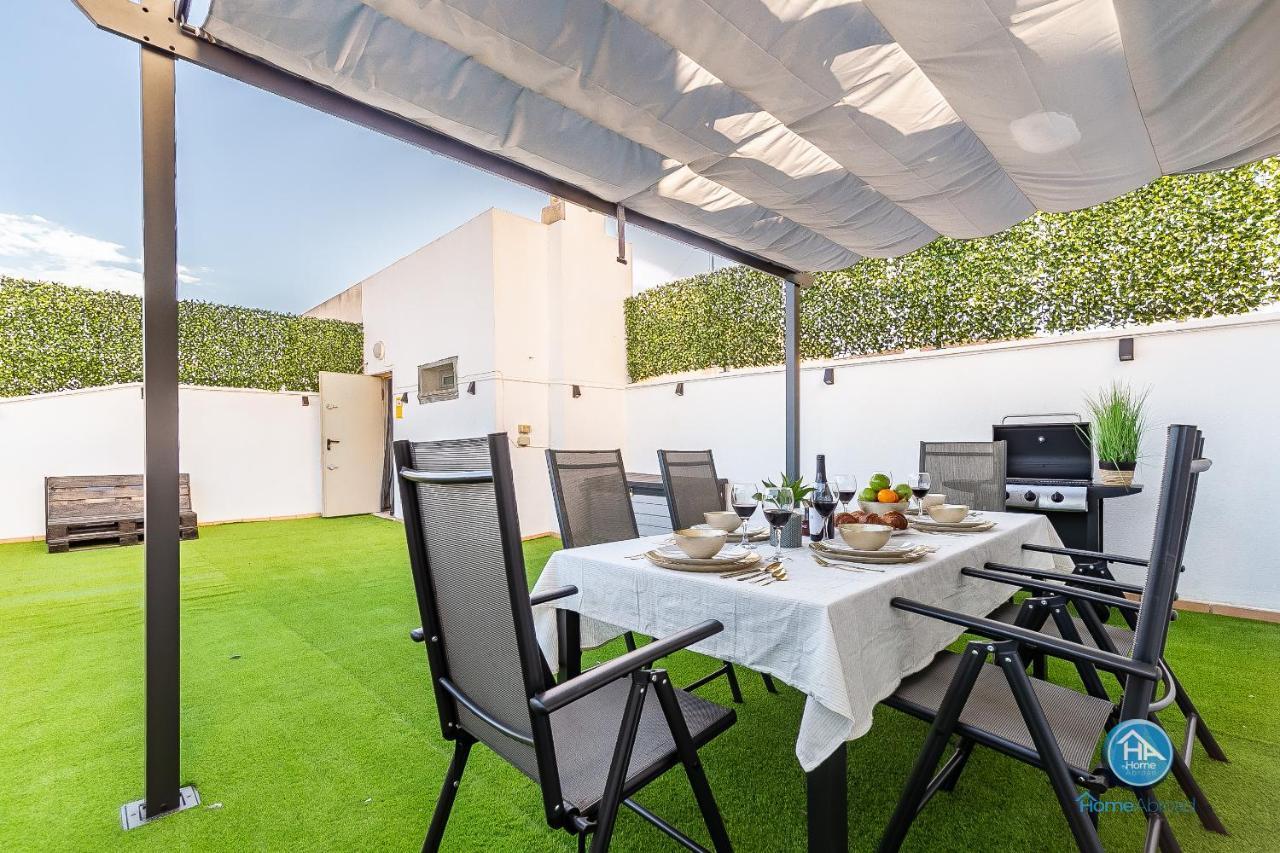 Premium Penthouse With Roof Terrace And Parking In Carlos Haya Малага Экстерьер фото