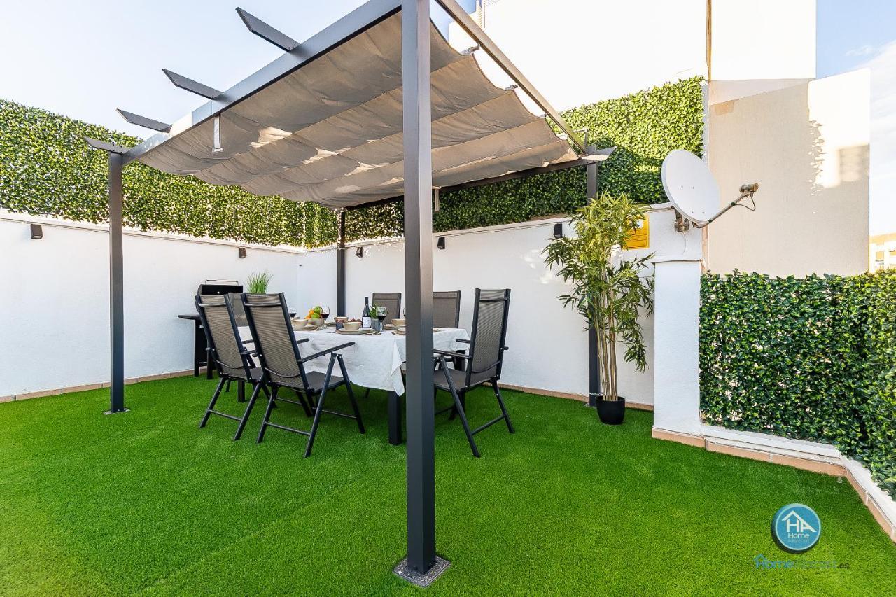 Premium Penthouse With Roof Terrace And Parking In Carlos Haya Малага Экстерьер фото